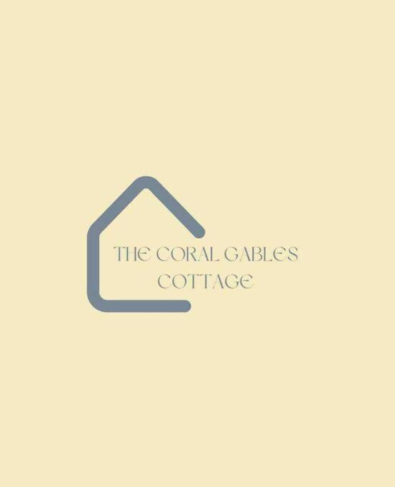 Unique Coral Gables Cottage Miami Bagian luar foto