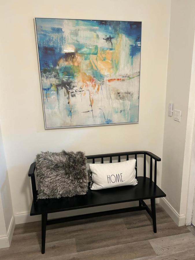 Unique Coral Gables Cottage Miami Bagian luar foto