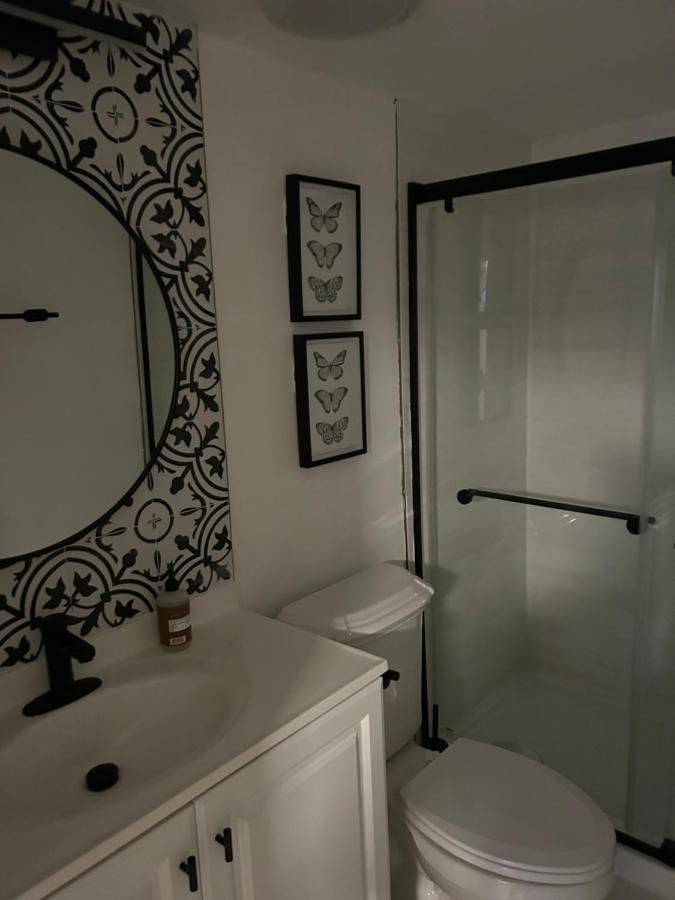 Unique Coral Gables Cottage Miami Bagian luar foto